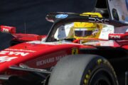 F1, Capolavoro Hamilton: Ferrari trionfa a Barcellona e rifila 20s alla Mercedes