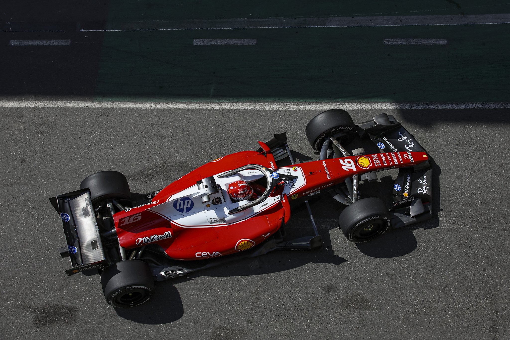 F1 GP Baku Ferrari Leclerc